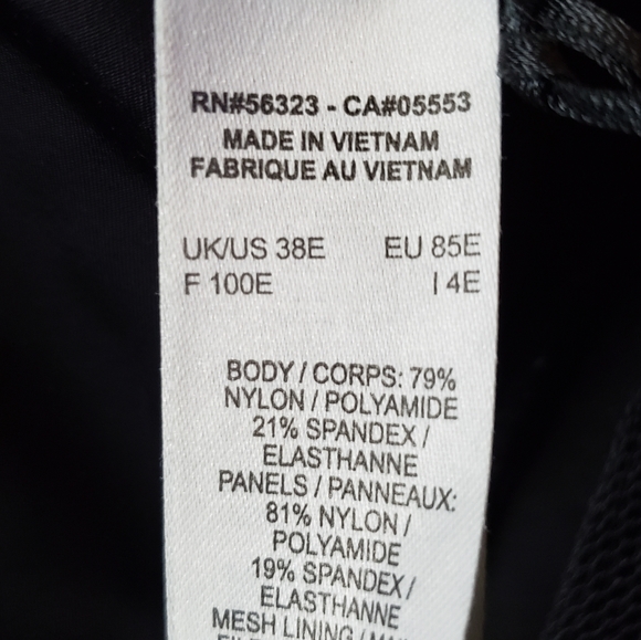 NIKE  Racerback Sports Bra - Picture 6 of 7